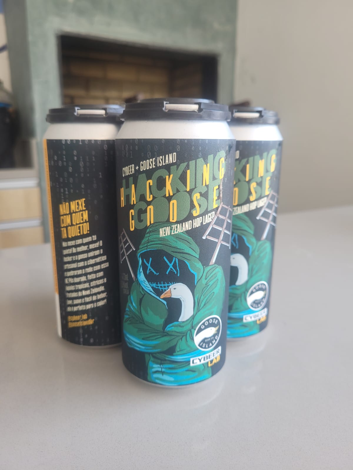 Goose Island e Cybeer Lab lançam a Hacking Goose